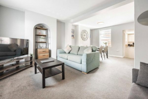 Swift Host 2 beds Central Location Cowgate